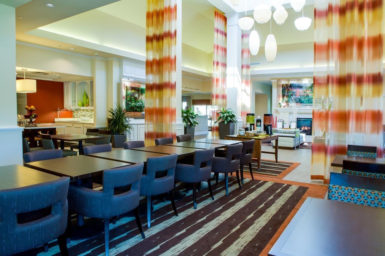 Hilton Garden Inn Charleston Airport Bagian luar foto