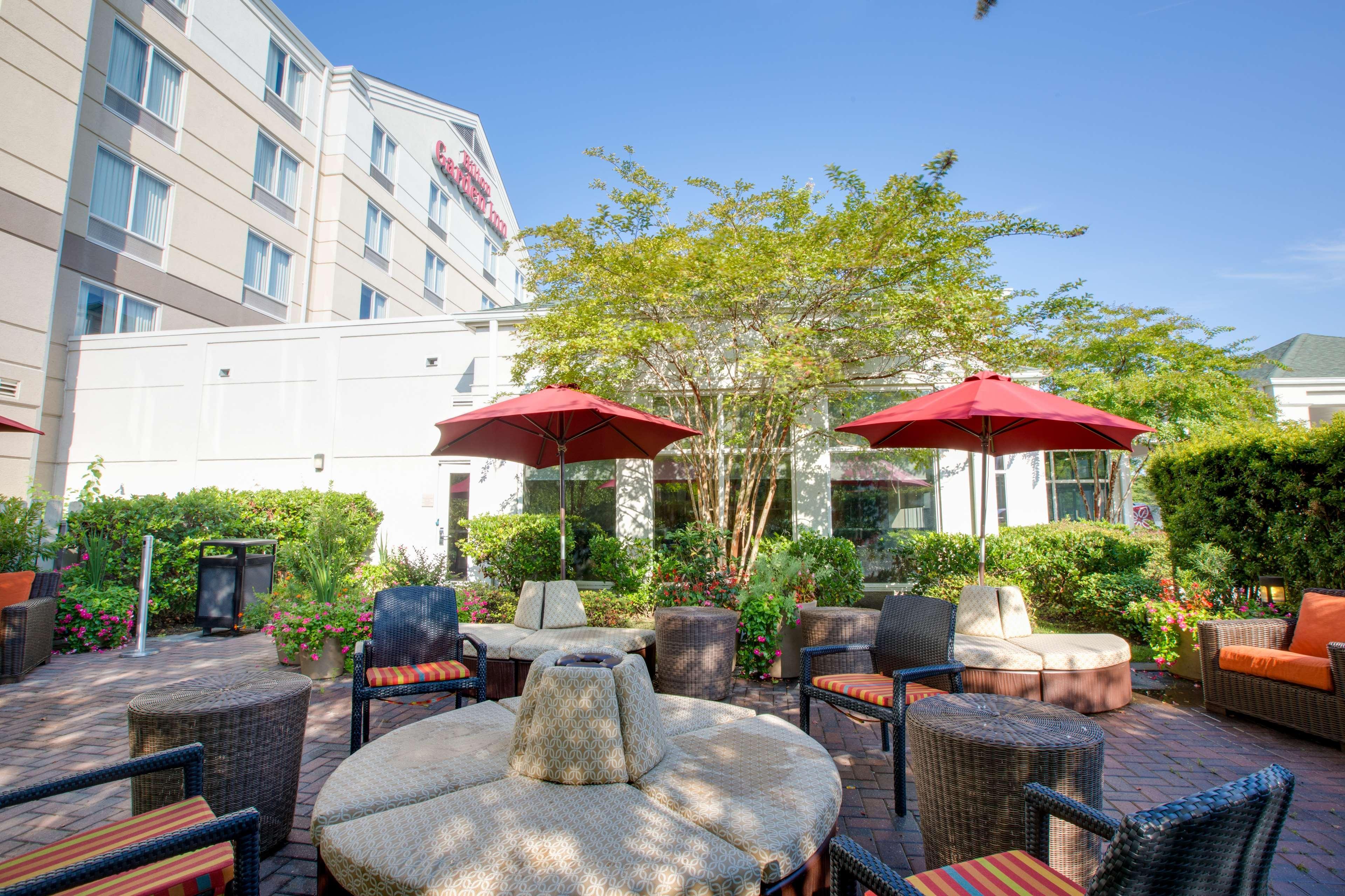 Hilton Garden Inn Charleston Airport Bagian luar foto