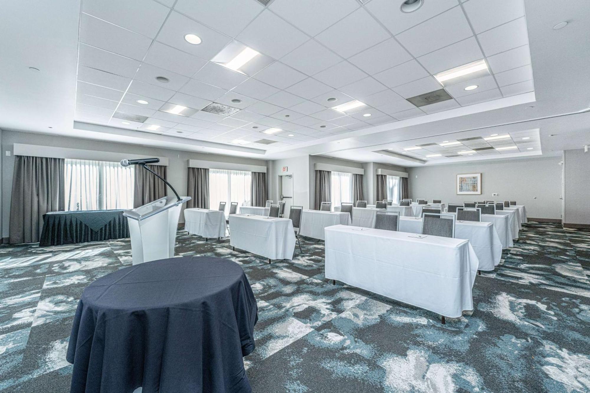 Hilton Garden Inn Charleston Airport North Charleston Bagian luar foto