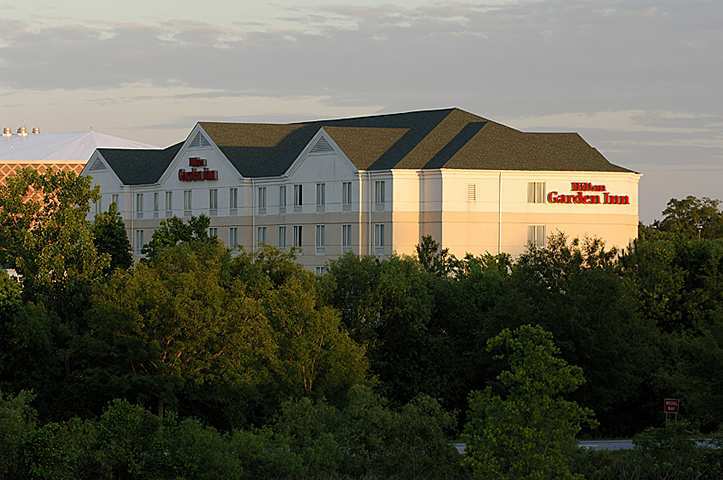 Hilton Garden Inn Charleston Airport Bagian luar foto